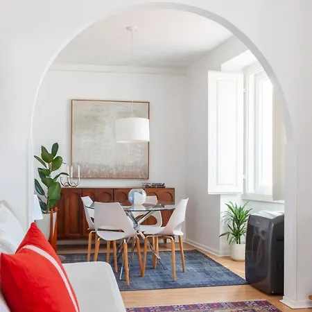 Alfama Amazing Scenic River And View Charming With 2 Bedrooms And Ac 19th Century Building شقة