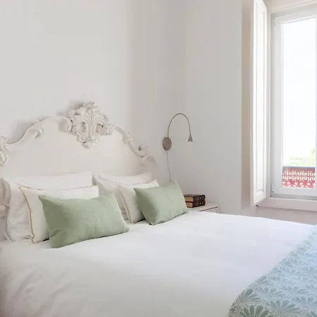 아파트 Alfama Amazing Scenic River And View Charming With 2 Bedrooms And Ac 19th Century Building *