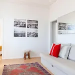 Διαμέρισμα Alfama Amazing Scenic River And View Charming With 2 Bedrooms And Ac 19th Century Building